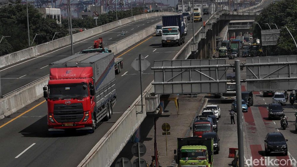 Tol Bikin Cepat, Tapi Dompet Menjerit!